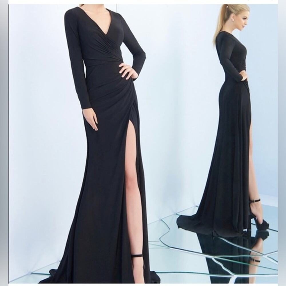 Mac Duggal Black Long Sleeve V-Neck Side Slit Evening Gown